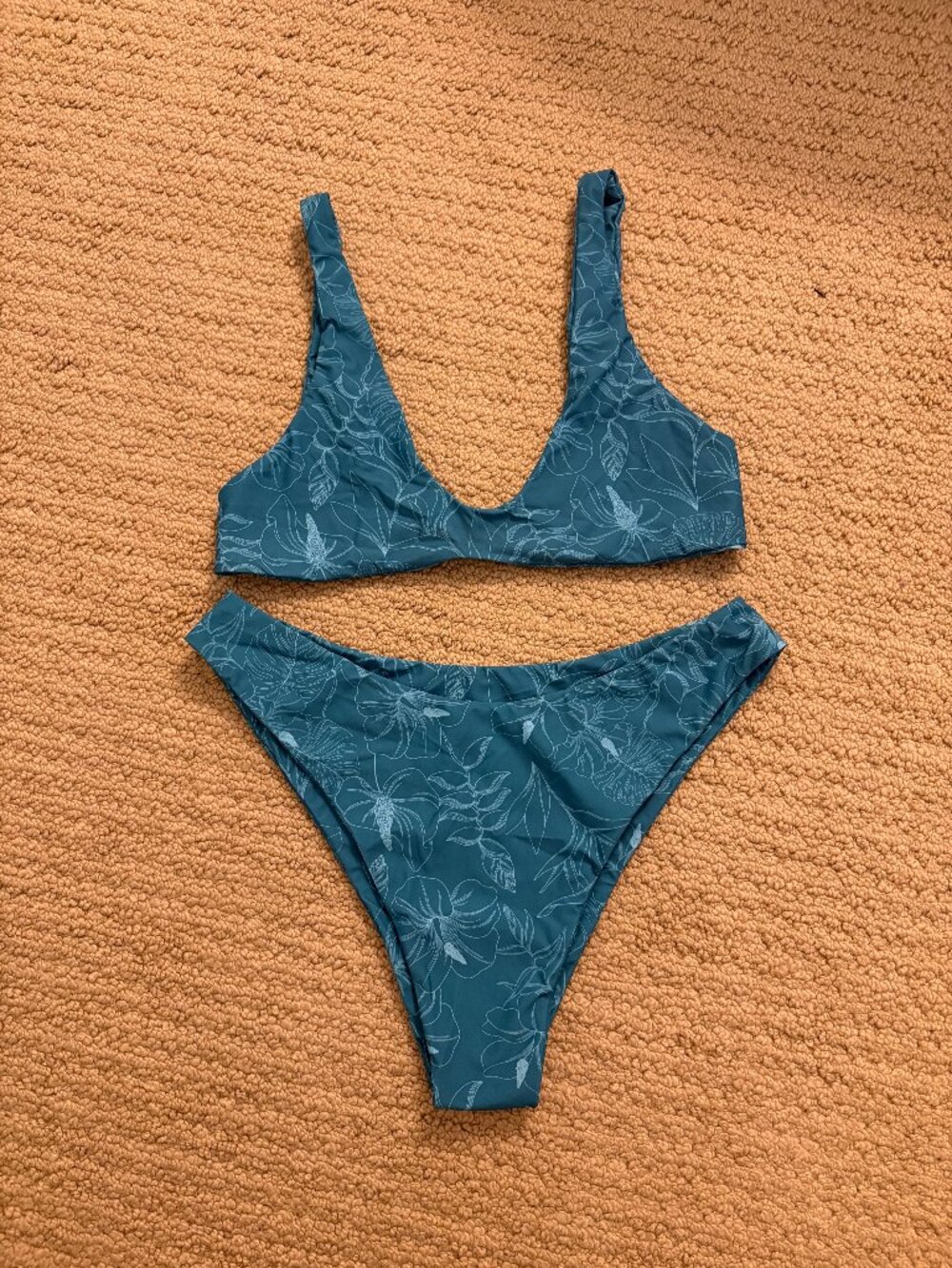 Rhea Bikini